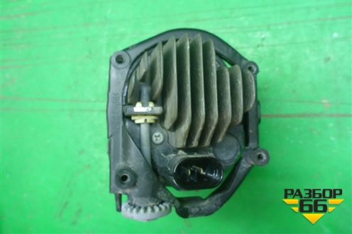 Фара противотуманная правая (после 2015г) (8121048051) для Toyota Land Cruiser (200) с 2008г