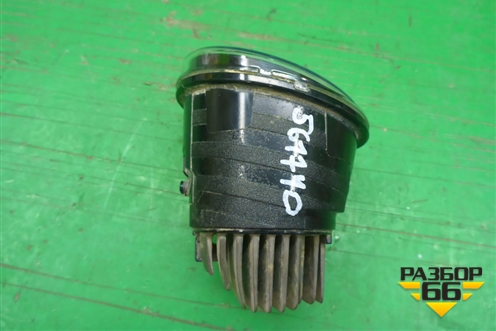 Фара противотуманная правая (после 2015г) (8121048051) для Toyota Land Cruiser (200) с 2008г