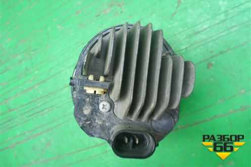 Фара противотуманная правая (после 2015г) (8121048051) для Toyota Land Cruiser (200) с 2008г