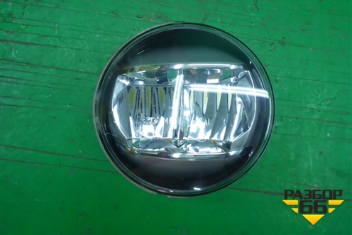 Фара противотуманная правая (после 2015г) (8121048051) для Toyota Land Cruiser (200) с 2008г