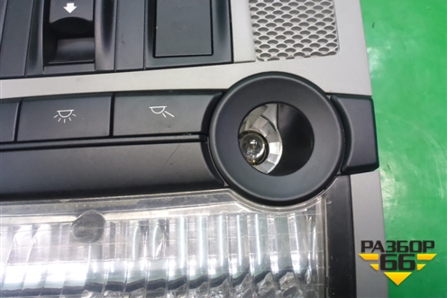 Плафон салонный передний (под люк) (61319225942) для BMW X5 E70 с 2007-2013г