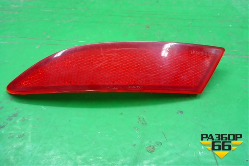 Отражатель в задний бампер левый (BM51515C0AD) для Ford Focus 3 с 2011г