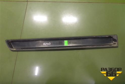 Накладка двери задней левой (5L0853535C) для Skoda Yeti с 2009г