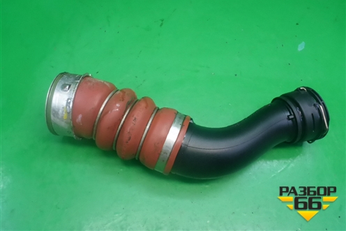 Патрубок интеркулера (3.0л N55B30A) (13717583716) для BMW X5 E70 с 2007-2013г