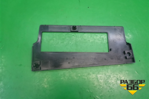 Накладка внутренняя (в бардачок) (51167161769) для BMW X5 E70 с 2007-2013г