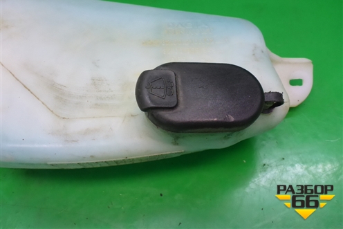 Бачок омывателя лобового стекла (8200210002) для Renault Logan с 2004-2015г