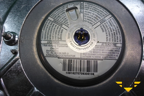 Подушка безопасности в рулевое колесо (до 2009г) (8200748156) для Renault Logan с 2004-2015г