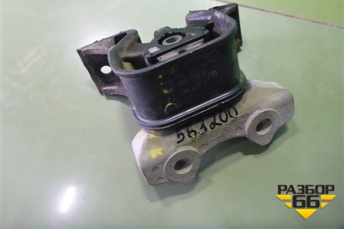 Опора двигателя правая (13248181) для Opel Meriva с 2003-2010г
