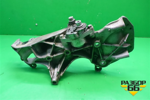 Кронштейн генератора (1.4л K7JA710) (8200169566) для Renault Logan с 2004-2015г