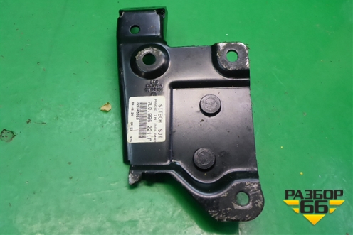 Кронштейн сиденья (заднего правого) (7L0886221F) для Porsche Cayenne с 2003-2010г