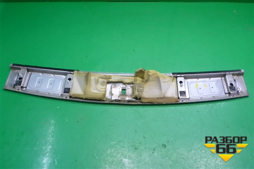 Обшивка багажника на заднюю панель (7L5863459C) для Porsche Cayenne с 2003-2010г