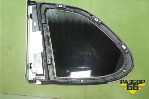 Стекло глухое правое (7L5845298) для Porsche Cayenne с 2003-2010г