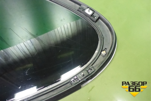Стекло глухое правое (7L5845298) для Porsche Cayenne с 2003-2010г