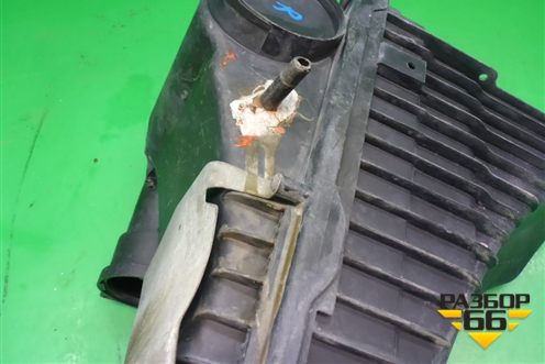 Корпус воздушного фильтра (правый) (7L0129607) для Porsche Cayenne с 2003-2010г