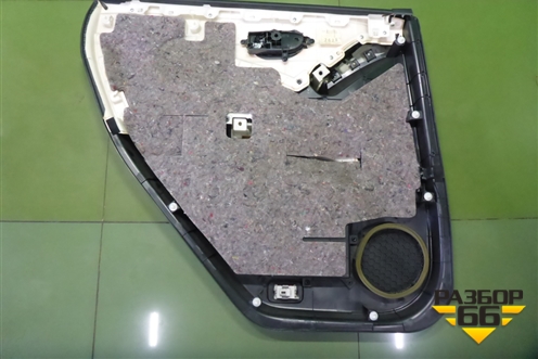 Обшивка двери задней правой под электрику (8290B1AA5B) для Nissan Murano (Z51) с 2007-2015г