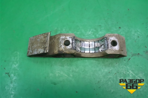 Кронштейн переднего стабилизатора (7L0411063B) для Porsche Cayenne с 2003-2010г