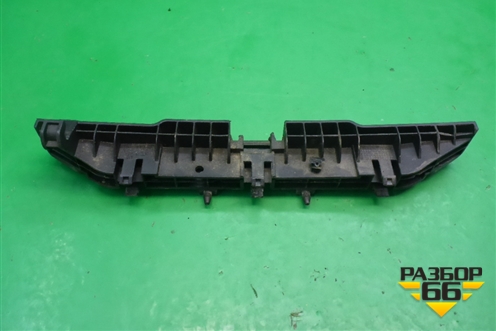 Кронштейн (пола багажника) (7L0864225B) для Porsche Cayenne с 2003-2010г
