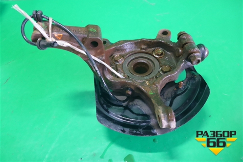 Кулак поворотный передний левый для Nissan Qashqai (J10E) с 2006-2013г