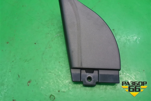 Накладка двери передней левой уголок (802931AA0A) для Nissan Murano (Z51) с 2007-2015г