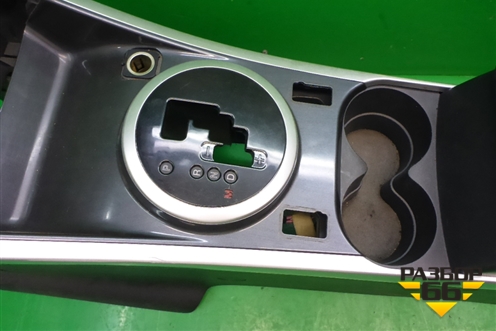 Подлокотник (EG2164441) для Mazda CX 7 с 2006-2012г