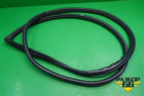 Уплотнитель двери передней правой для Mazda CX 7 с 2006-2012г