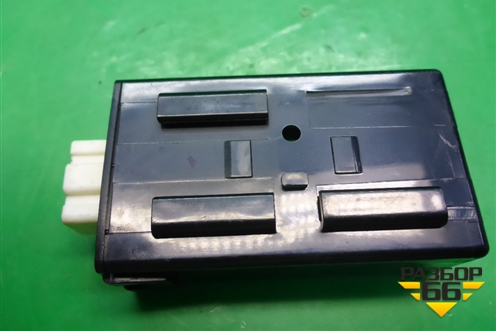 Блок управления центральным замком (EG52675DZ) для Mazda CX 7 с 2006-2012г