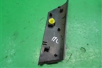 Накладка двери передней левой уголок для Mazda CX 7 с 2006-2012г