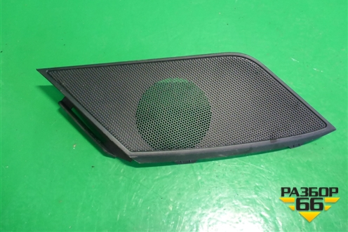 Решетка динамика (на торпедо правая) (281761AA0A) для Nissan Murano (Z51) с 2007-2015г
