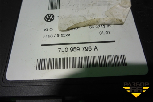 Стеклоподъёмник электрический задний левый для Volkswagen Touareg c 2002-2010г