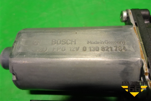 Моторчик стеклоподъёмника задний правый (7L0959794A) для Volkswagen Touareg c 2002-2010г