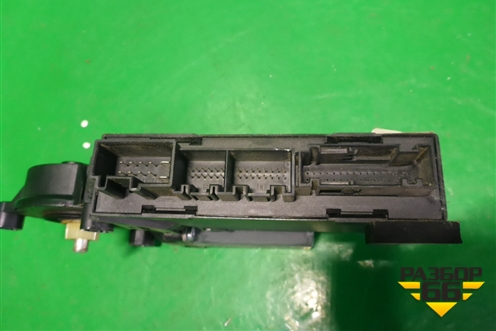 Моторчик стеклоподъёмника задний правый (7L0959794A) для Volkswagen Touareg c 2002-2010г
