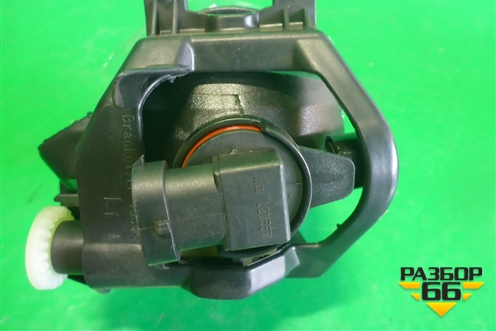 Фара противотуманная левая (дубликат ATEK) (31135180) для Toyota Corolla (E18) с 2012-2019г