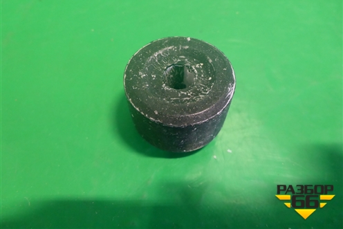 Втулка заднего стабилизатора (4881730010) для Toyota Land Cruiser (100) с1998-2007г