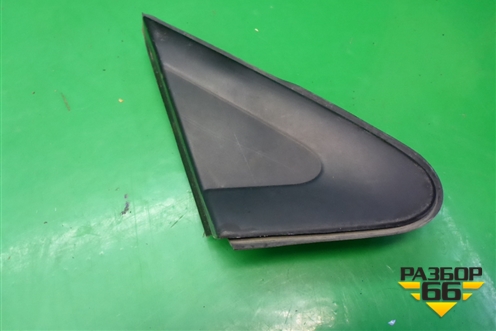 Накладка переднего крыла правого (уголок) (MR462052) для Mitsubishi Lancer-9  с 2003-2008г