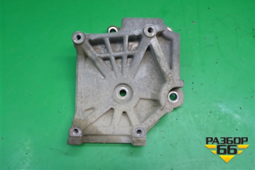 Кронштейн компрессора кондиционера (2.0л 4G63) (MR398285) для Mitsubishi Lancer-9  с 2003-2008г