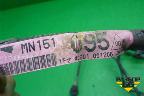 Проводка двери передней левой (MN151095) для Mitsubishi Lancer-9  с 2003-2008г