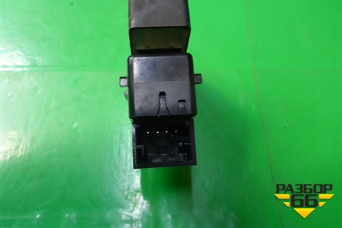 Кнопка центрального замка (7L6962125) для Volkswagen Touareg c 2002-2010г