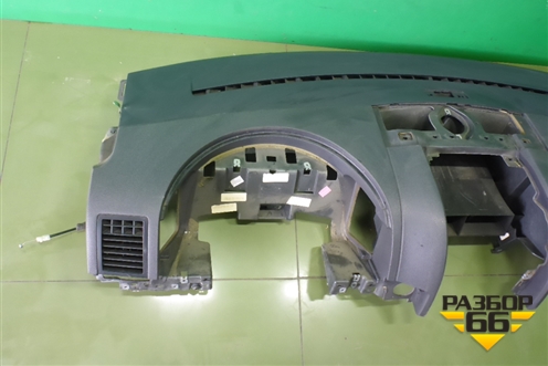Торпедо с AIR BAG (верхняя часть) для Volkswagen Touareg c 2002-2010г