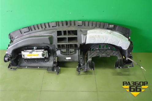 Торпедо с AIR BAG (верхняя часть) для Volkswagen Touareg c 2002-2010г