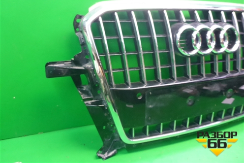 Решетка радиатора (после 2012г S-Line под парктроник) (8R0853651R) для Audi Q5 c 2008-2017г