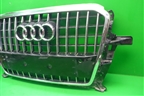 Решетка радиатора (после 2012г S-Line под парктроник) (8R0853651R) для Audi Q5 c 2008-2017г
