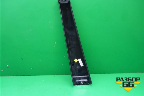 Накладка стойки (центральной левая) (7L6853317D) для Volkswagen Touareg c 2002-2010г