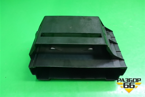 Кронштейн (блока управления акпп) (7L0927131D) для Volkswagen Touareg c 2002-2010г