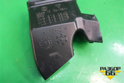 Воздуховод отопителя правый (7L0819354D) для Volkswagen Touareg c 2002-2010г
