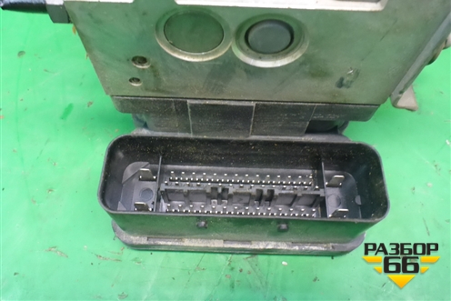 Блок ABS (7L0907379P) для Volkswagen Touareg c 2002-2010г