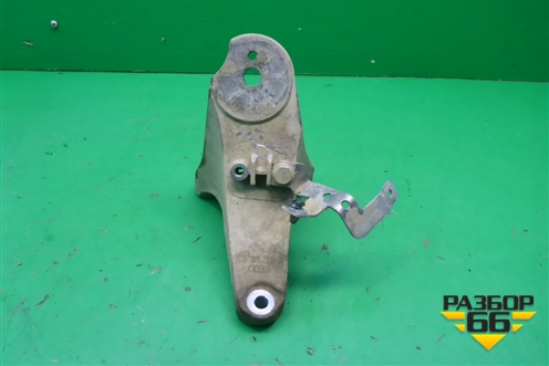 Кронштейн двигателя правый (4.2л BAR) (7L8199308A) для Volkswagen Touareg c 2002-2010г