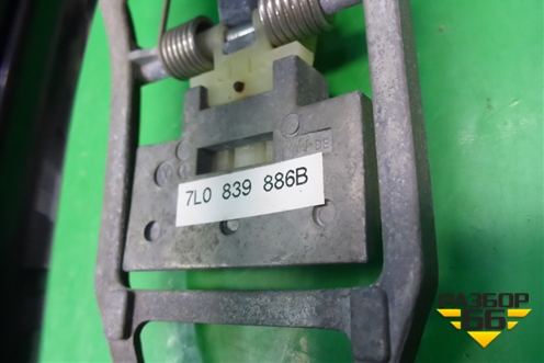 Ручка наружная двери задней правой (7L0839886B) для Volkswagen Touareg c 2002-2010г
