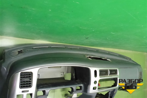 Торпедо под AIR BAG без AIR BAG для Mitsubishi Pajero Sport с 1996-2008г