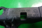 Кронштейн фары правой (7L0805734) для Volkswagen Touareg c 2002-2010г
