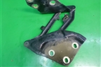 Петля капота правая (7L6823302B) для Volkswagen Touareg c 2002-2010г